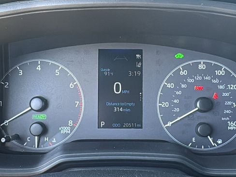 Used 2024 Toyota Corolla Cross AWD Hybrid image 20