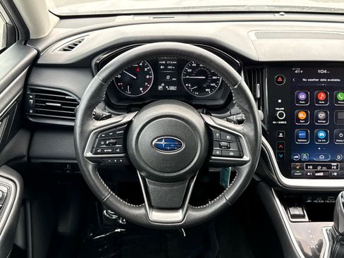 Used 2023 Subaru Outback Premium image 12