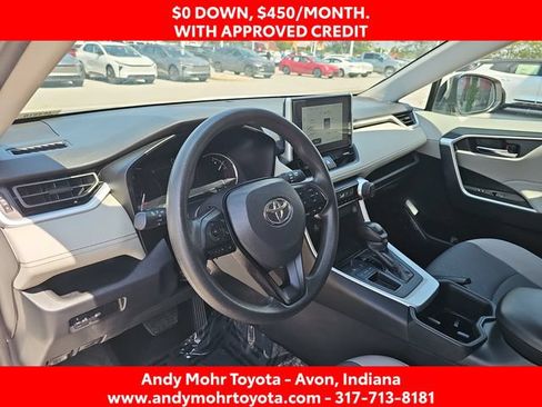 Used 2024 Toyota RAV4 XLE FWD image 9