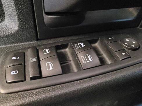 Used 2016 RAM 1500 Tradesman w/ Popular Equipment Group AWD/4WD image 27