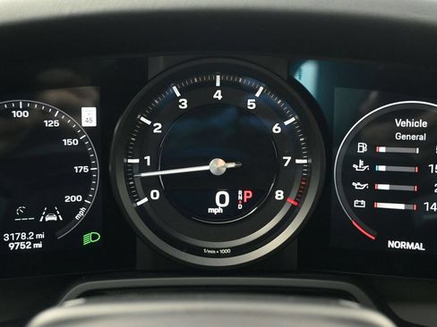 Certified 2020 Porsche 911 Carrera 4S AWD/4WD image 27