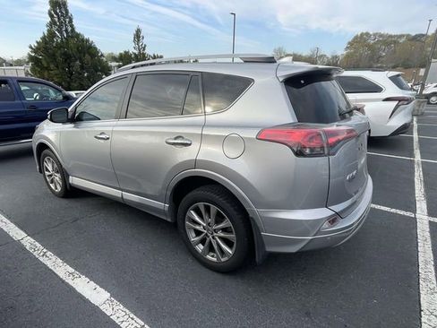 Used 2017 Toyota RAV4 Platinum image 8