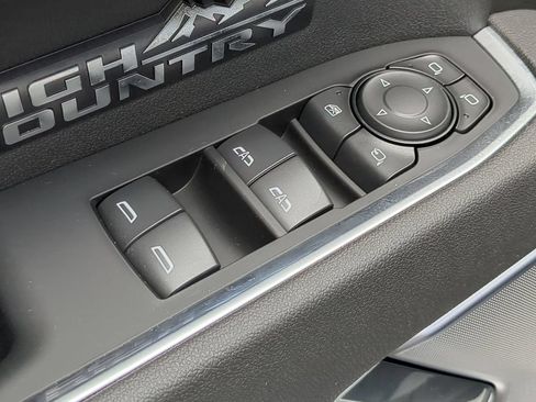 New 2026 Chevrolet Silverado 1500 High Country w/ High Country Premium Package AWD/4WD image 13