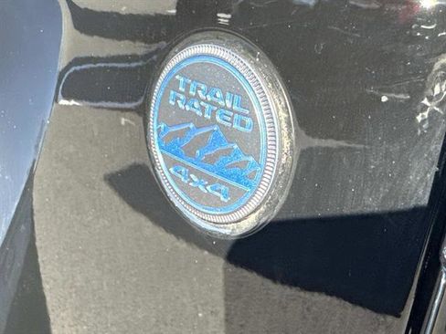 Used 2024 Jeep Wrangler Unlimited w/ Convenience Group image 6