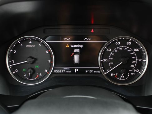 Used 2024 Mitsubishi Outlander SE Black Edition AWD/4WD image 11