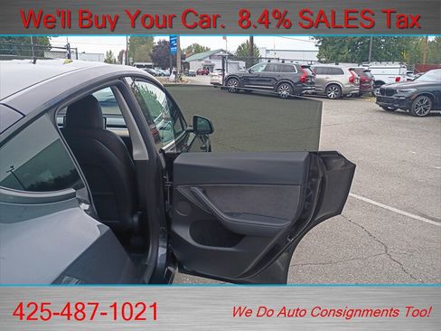 Used 2024 Tesla Model Y Long Range AWD/4WD image 23