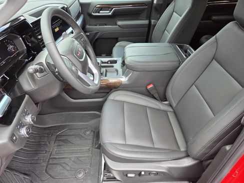 New 2025 GMC Sierra 1500 Elevation w/ Elevation Premium Package image 6