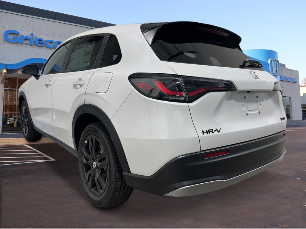 New 2027 Honda HR-V Sport image 3