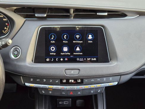 Used 2022 Cadillac XT4 Premium Luxury FWD image 18