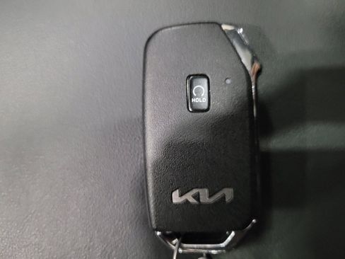 Used 2023 Kia Sorento S w/ Panoramic Sunroof Package image 32