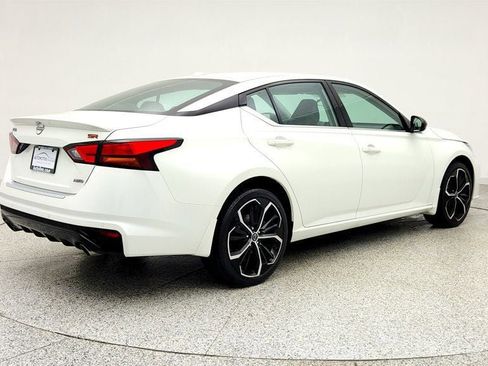 Used 2023 Nissan Altima 2.5 SR image 5