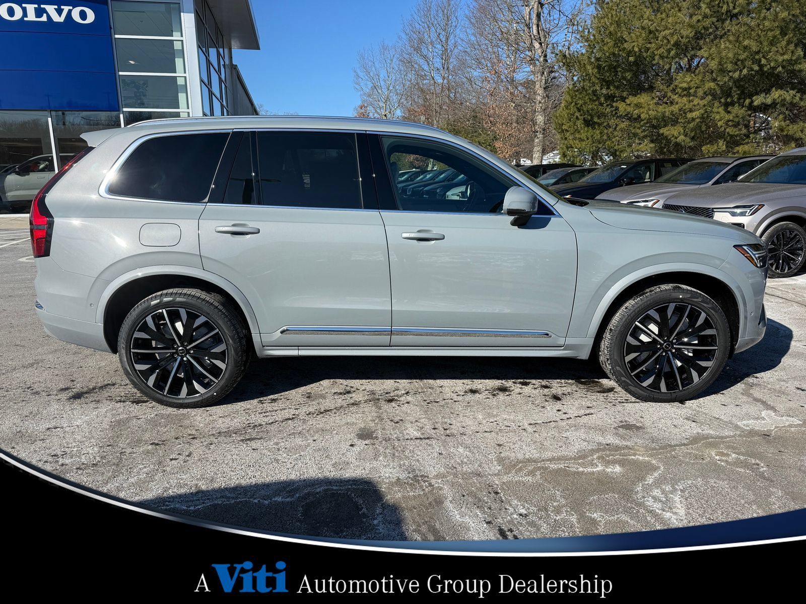 Used 2026 Volvo XC90 B6 Plus w/ Protection Package Premier AWD/4WD image 9
