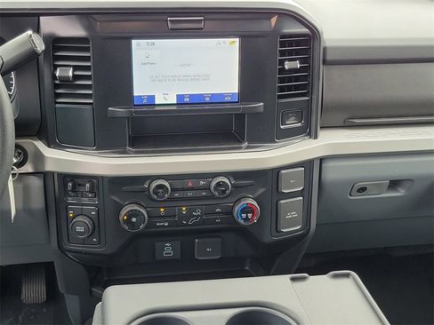 New 2026 Ford F250 XLT image 27