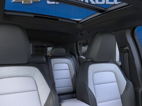 New 2026 Chevrolet Equinox EV LT FWD image 60