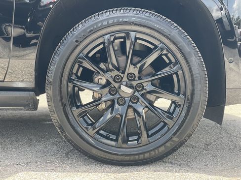 Used 2021 Cadillac Escalade ESV Sport w/ Driver Assist Tech Package AWD/4WD image 43