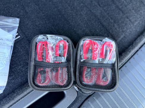 Used 2025 Nissan Rogue Platinum image 27