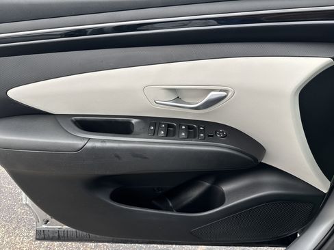Used 2024 Hyundai Tucson SEL FWD image 9