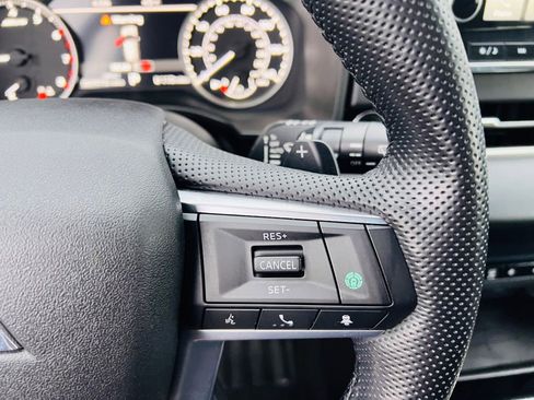 Used 2022 Mitsubishi Outlander SEL Black Edition image 15