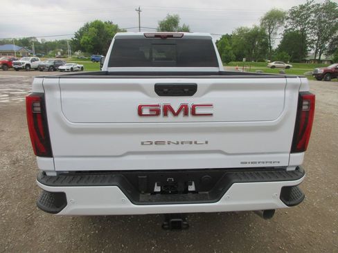 New 2026 GMC Sierra 3500 Denali w/ Denali Reserve Package AWD/4WD image 6