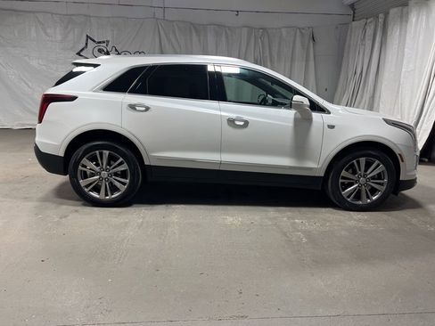 Used 2024 Cadillac XT5 Premium Luxury image 8