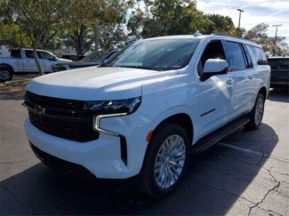 Used 2024 Chevrolet Suburban RST w/ Luxury Package video 2