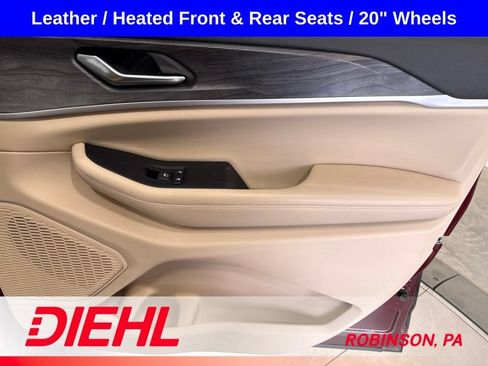 Used 2023 Jeep Grand Cherokee Limited w/ MOPAR Finishing Package AWD/4WD image 16