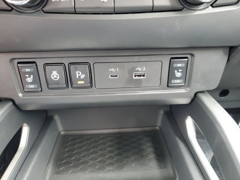 New 2026 Nissan Frontier SV w/ SV Convenience Package RWD image 23
