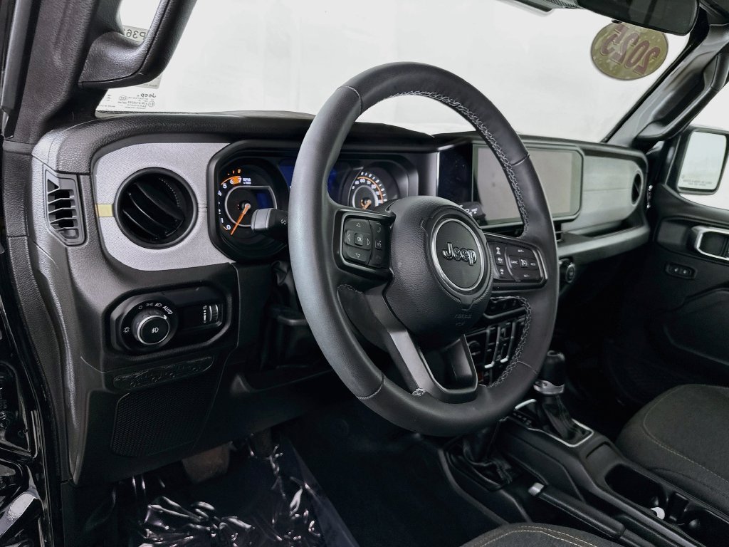 Certified 2025 Jeep Wrangler Unlimited Sport AWD/4WD image 17