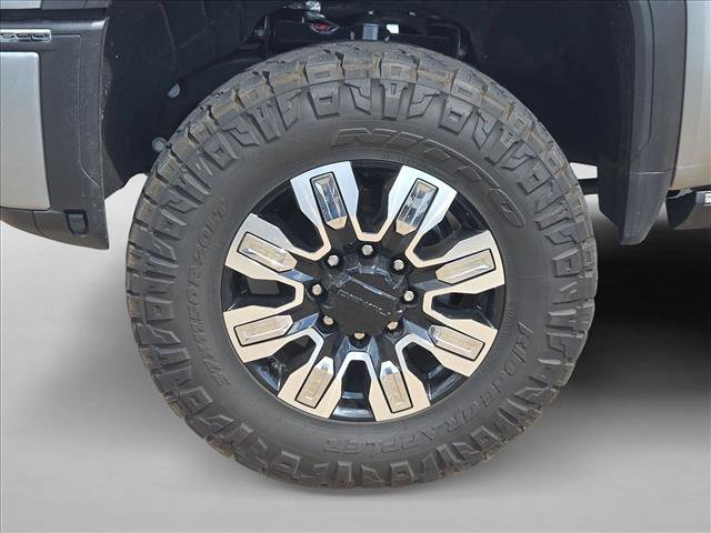 Used 2025 GMC Sierra 2500 Denali w/ Denali Reserve Package AWD/4WD image 20