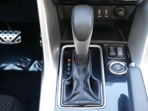 Used 2022 Mitsubishi Eclipse Cross LE AWD/4WD image 20