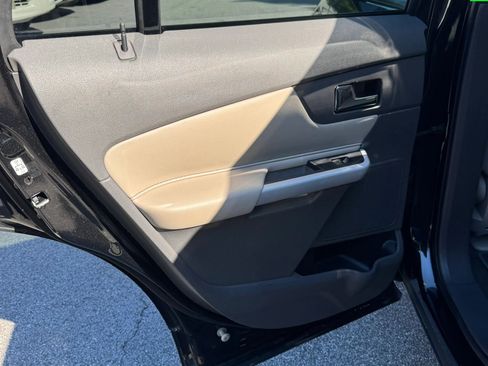 Used 2013 Ford Edge SE AWD/4WD image 9