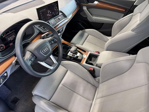Used 2021 Audi Q5 Prestige w/ Prestige Package AWD/4WD image 4