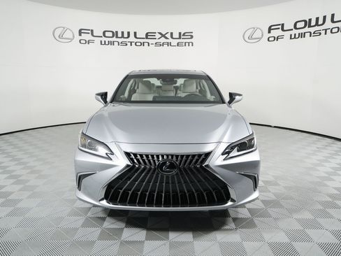New 2025 Lexus ES 350 w/ Premium Package image 2