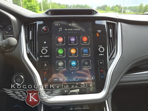 Used 2025 Subaru Outback Limited w/ Tech Package 3 image 16