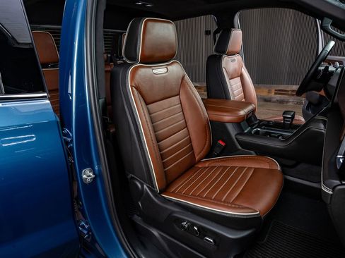 Used 2025 GMC Sierra 1500 Denali Ultimate image 31