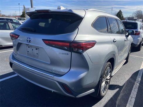 Used 2020 Toyota Highlander Limited Platinum image 7