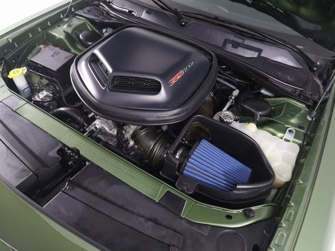 Used 2019 Dodge Challenger R/T Scat Pack w/ Shaker Package image 21