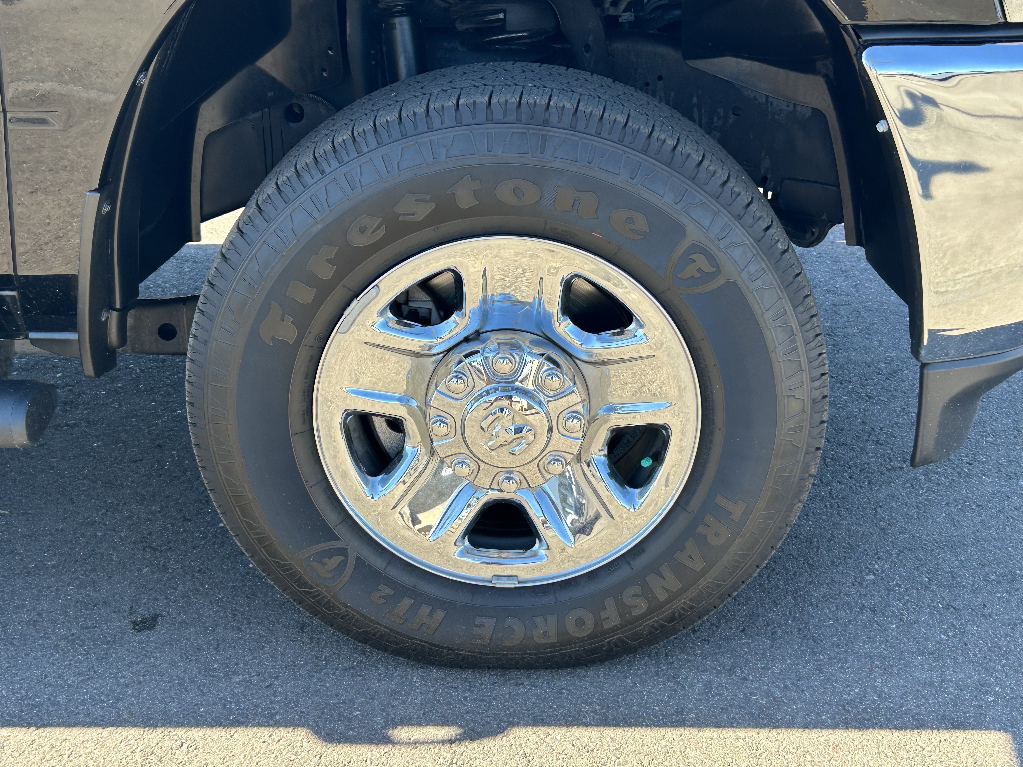 Certified 2025 RAM 2500 Tradesman AWD/4WD image 7