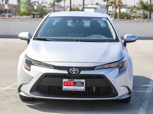 Certified 2022 Toyota Corolla LE w/ Carpet Mat Package (TMS) image 4