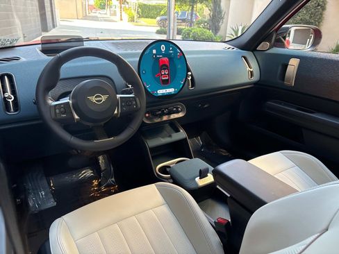 Used 2025 MINI Cooper Countryman S image 14