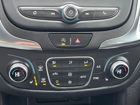 Used 2024 Chevrolet Equinox LT AWD/4WD image 14