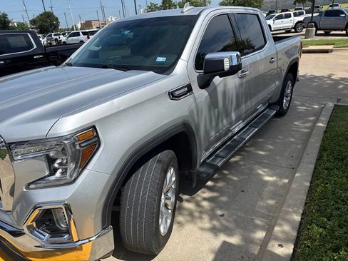 Used 2021 GMC Sierra 1500 SLT RWD image 1