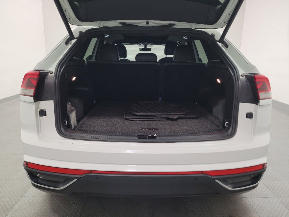 Used 2021 Volkswagen Atlas Cross Sport SE FWD image 29