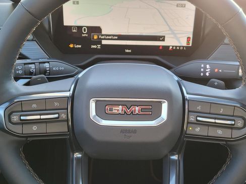 New 2026 GMC Acadia AT4 image 12