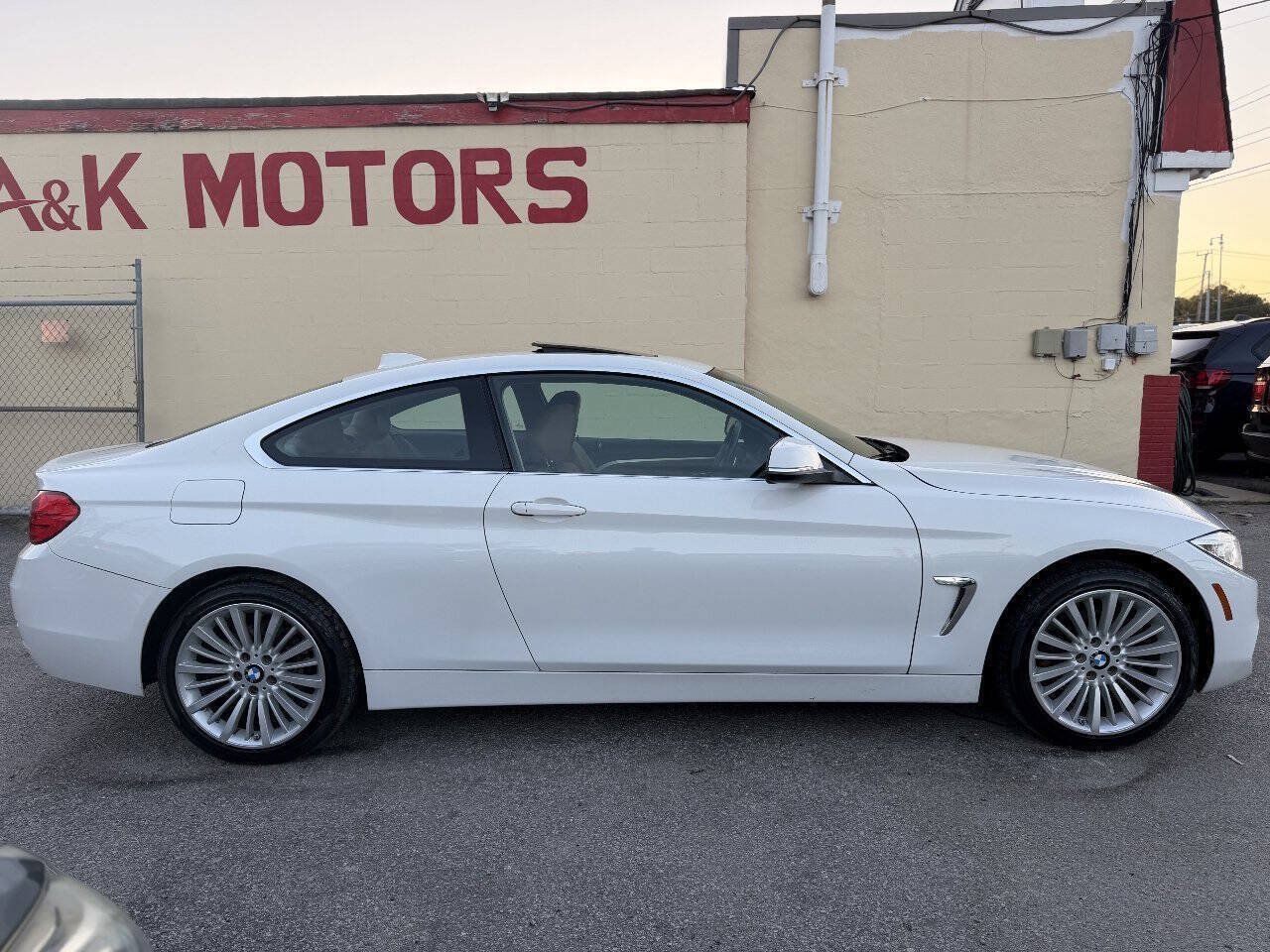 Used 2015 BMW 428i xDrive Coupe AWD/4WD image 6