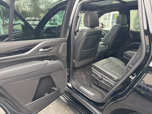 Used 2023 Cadillac Escalade Sport image 21