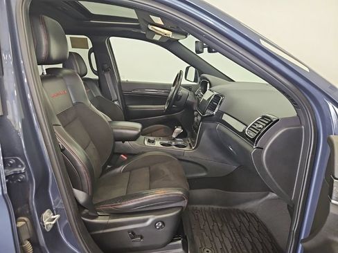 Used 2020 Jeep Grand Cherokee Trailhawk AWD/4WD image 9