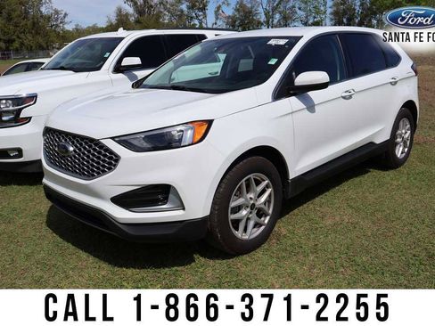 Used 2024 Ford Edge SEL image 5
