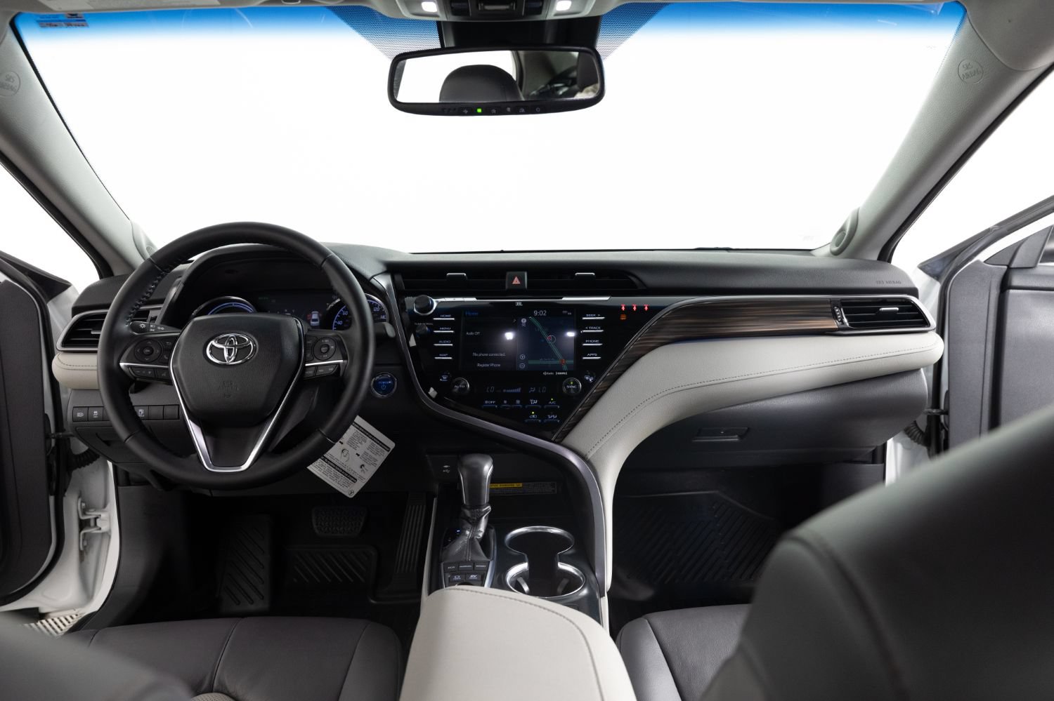 Used 2019 Toyota Camry XLE FWD image 33