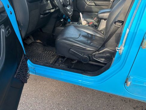 Used 2017 Jeep Wrangler Unlimited Sport w/ Quick Order Package 24S AWD/4WD image 8